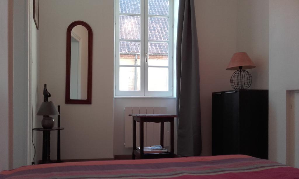 L'Appartement D'Aymar Moulins  Zimmer foto